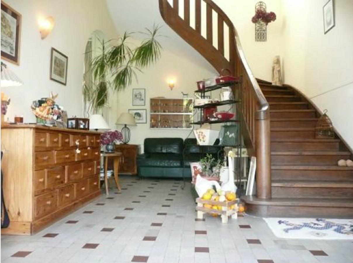 Manoir De Bois En Ardres Bed and Breakfast Eksteriør billede