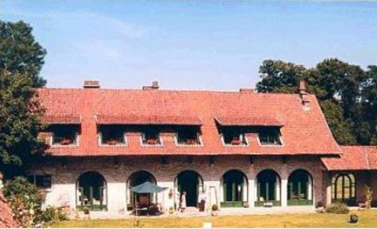 Manoir De Bois En Ardres Bed and Breakfast Eksteriør billede