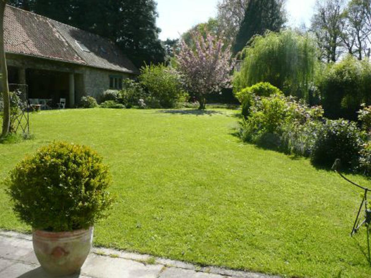Manoir De Bois En Ardres Bed and Breakfast Eksteriør billede
