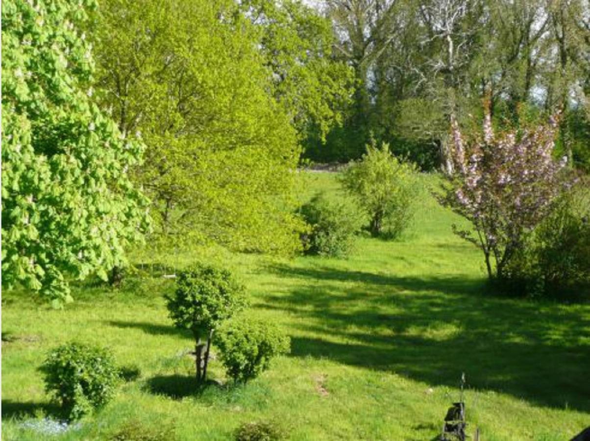 Manoir De Bois En Ardres Bed and Breakfast Eksteriør billede