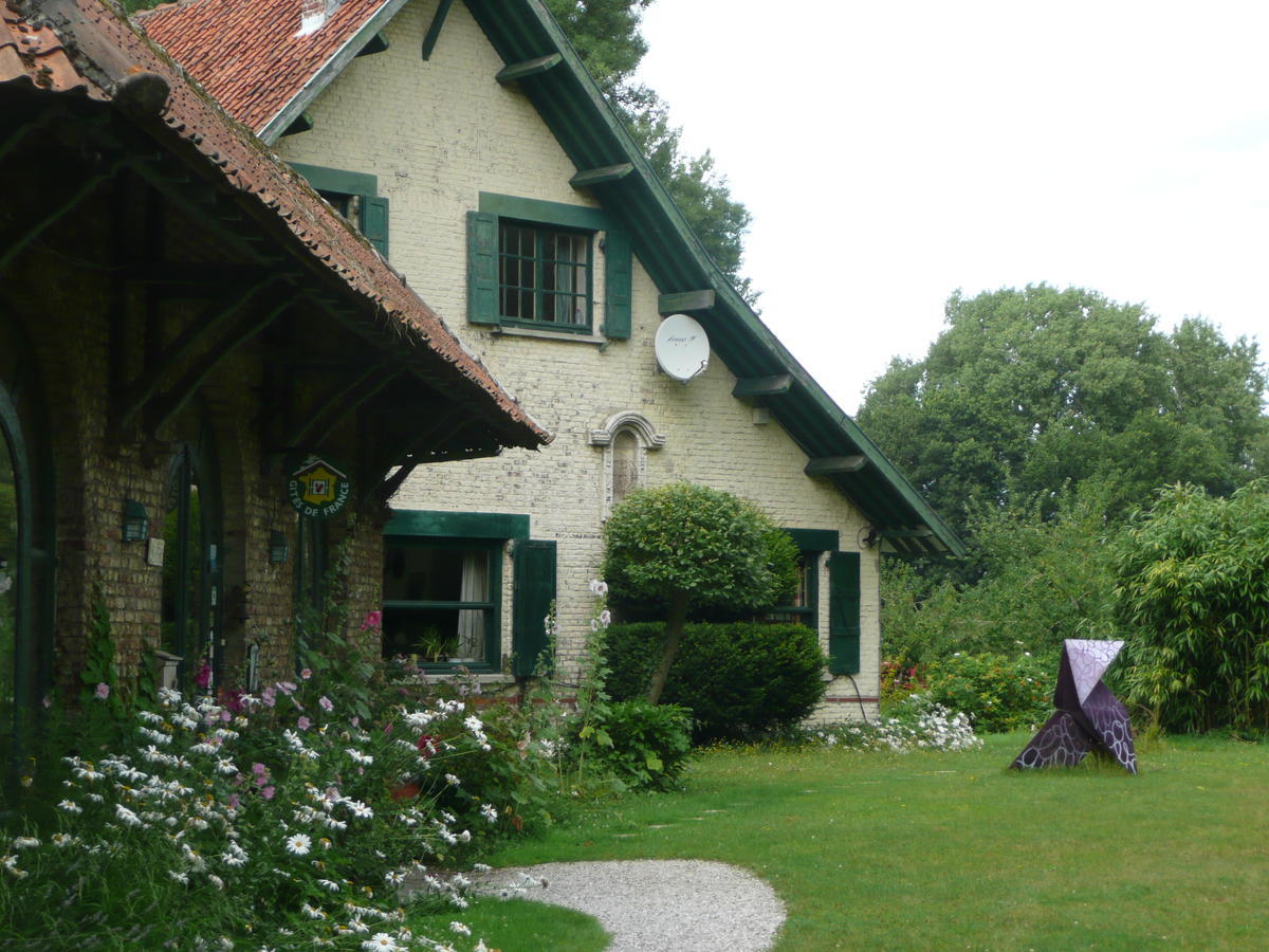 Manoir De Bois En Ardres Bed and Breakfast Eksteriør billede
